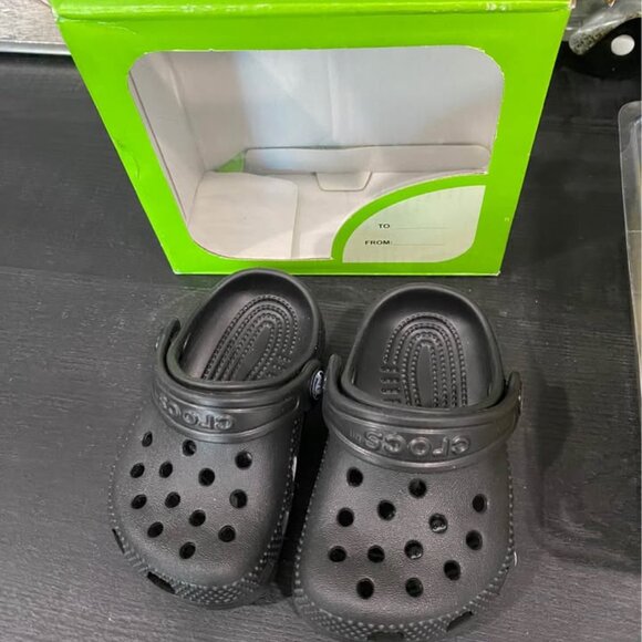 Baby boots and crocs both almost new. Both for one price - Picture 7 of 8